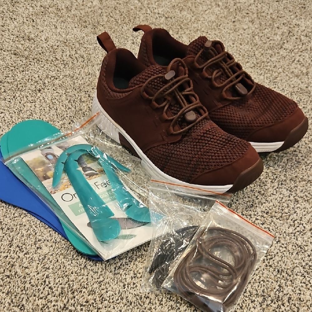 Stylish Burgundy Sneakers for Women